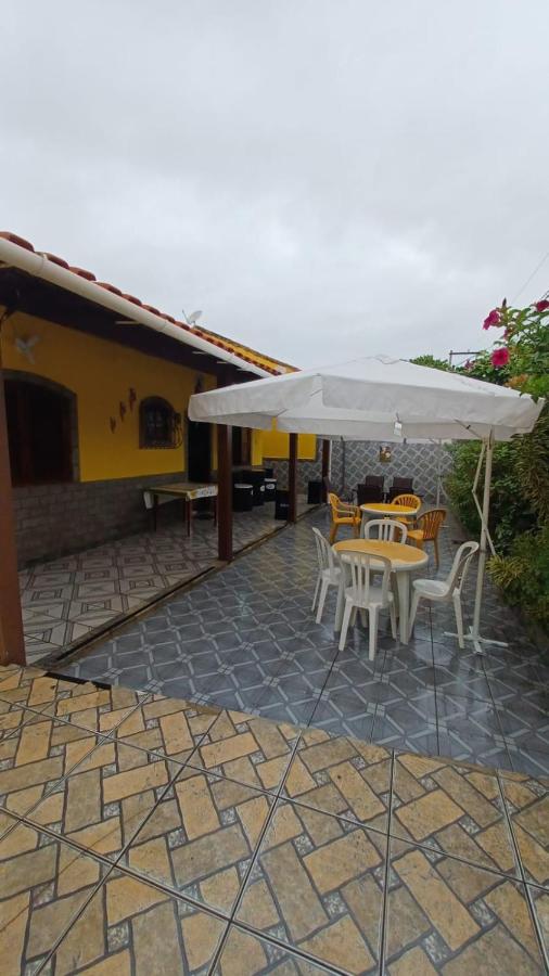 Saquarema - Casa Amarela ! Entre a praia e a Lagoa ! - B&B Saquarema
