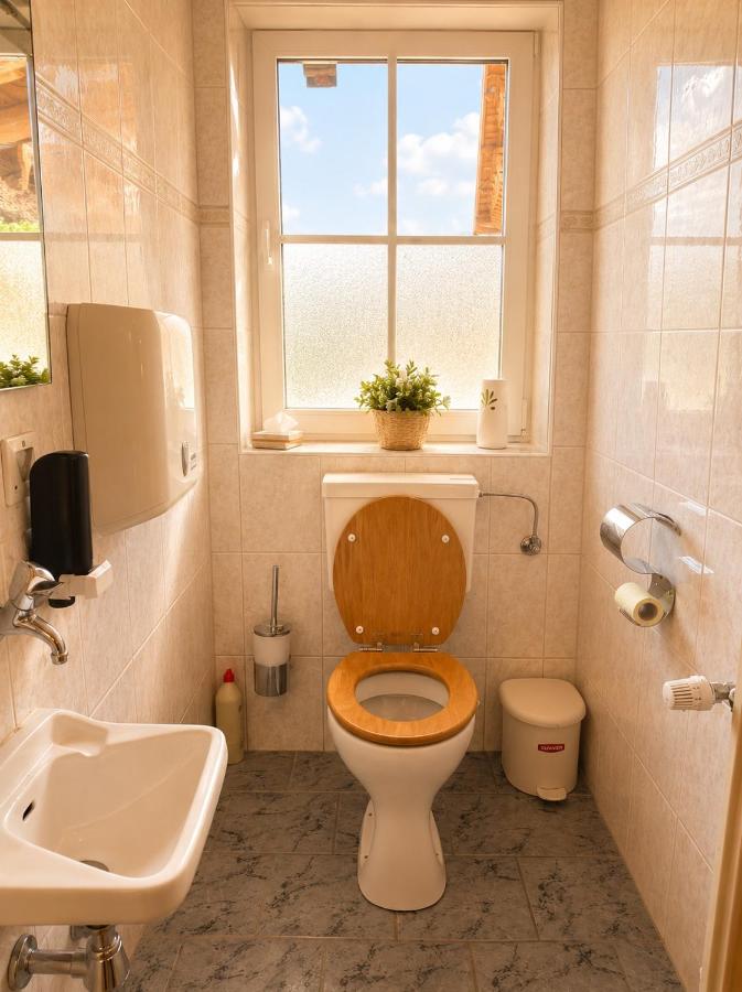 Einzelzimmer mit Dusche