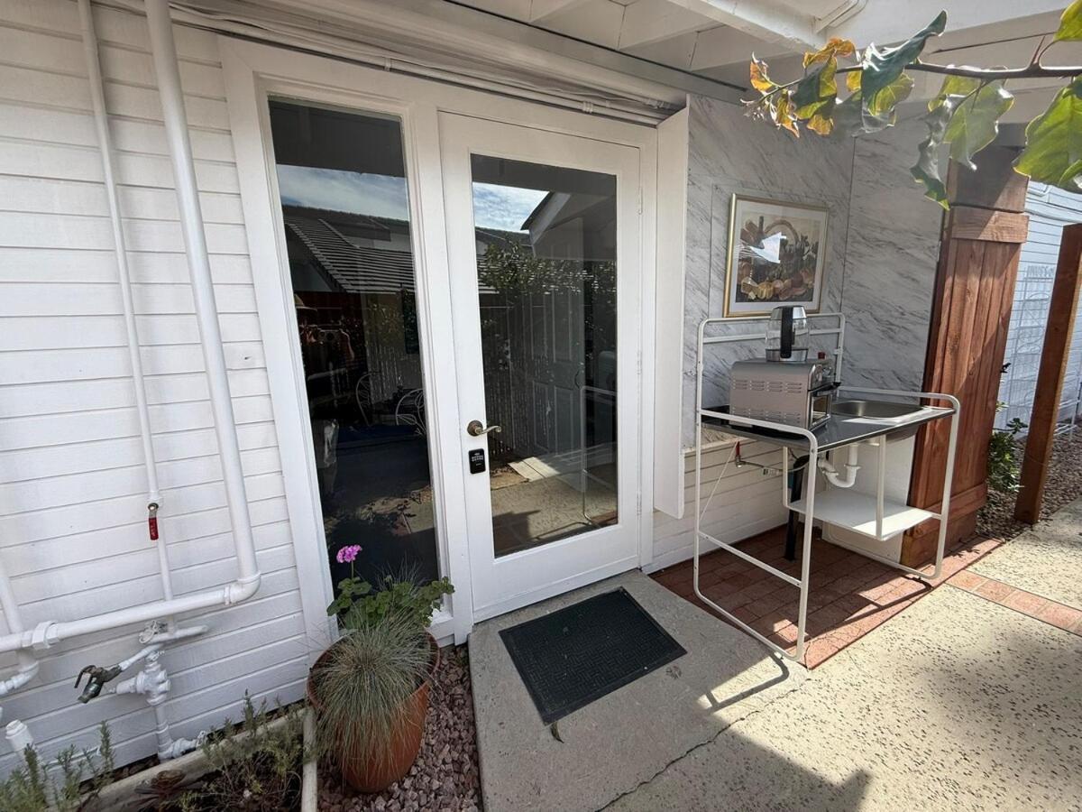 Private Pool & Spa Retreat La Costa Carlsbad - Bed and Breakfast Carlsbad