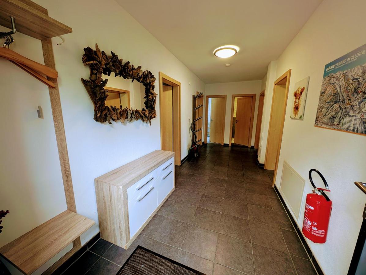 Ferienwohnung Klocker - B&B Hainzenberg
