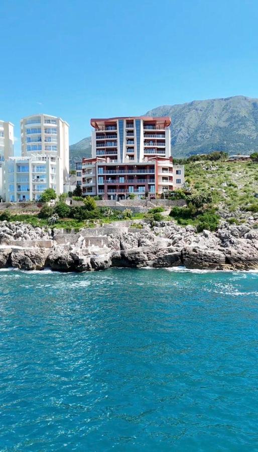 Luxsus private beach - B&B Dobra Voda