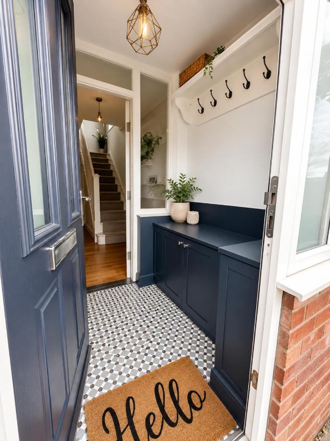 Modern Home - Ideal for Families & Contractors - Ferienwohnung Roundhay