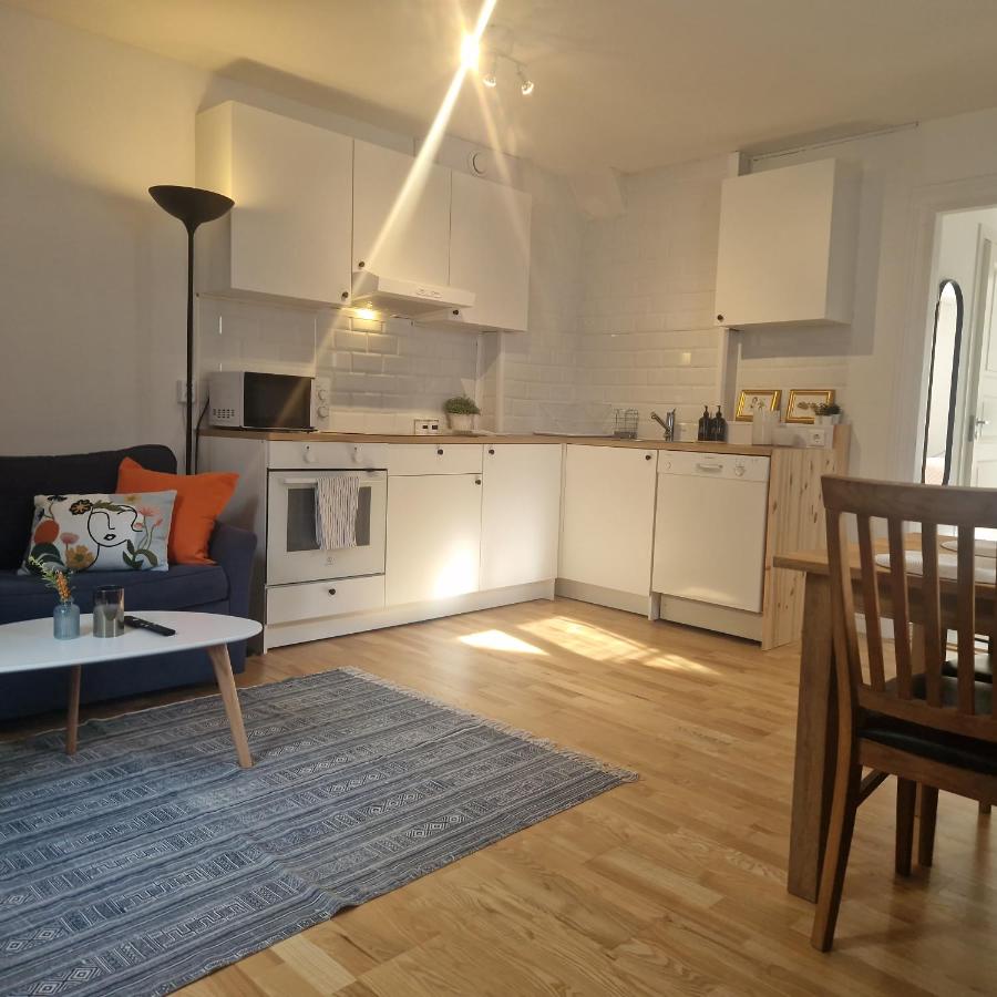 Central City Apartment A - Ferienwohnung Nyköping
