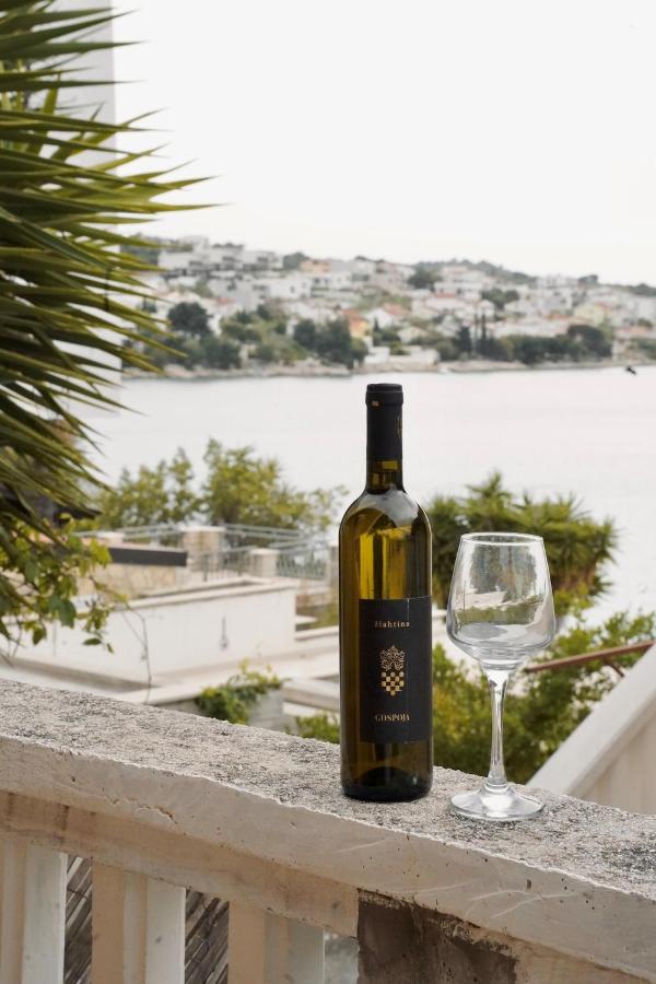 Mare Nostrum-Apartment just 40 meters from the beach with airconditioning and free parkingee parking - Chambres d'hôtes Rogoznica
