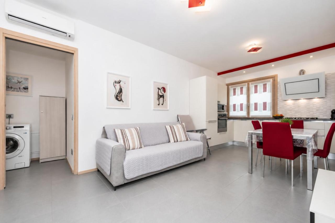 Myriam Holiday Apartment - Realnova - Bed and Breakfast Lido di Jesolo
