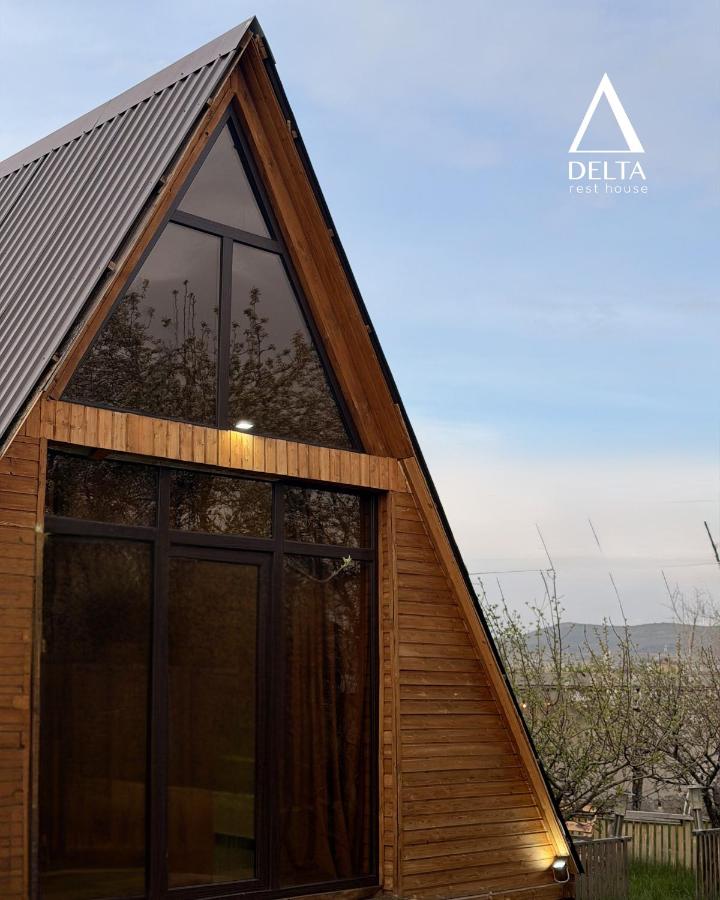 Delta Rest House - B&B Nor Hachn