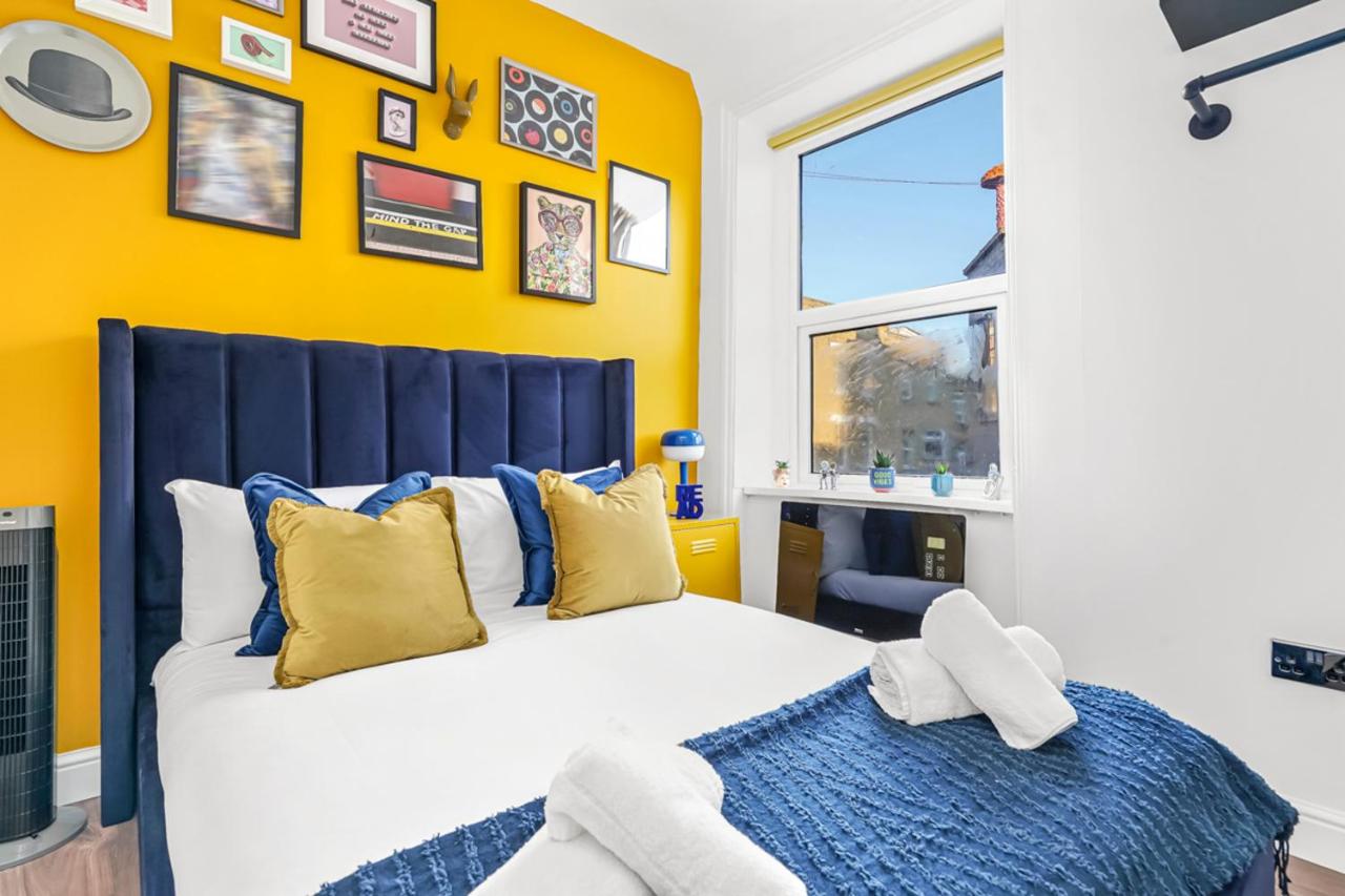 Brand New Modern Flats near Shoreditch - Ferienwohnung London