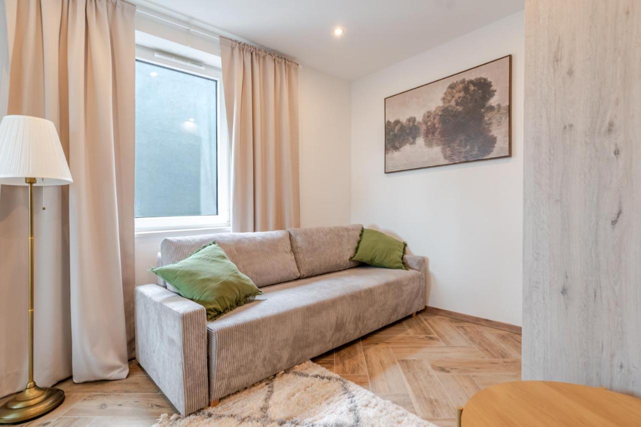 Gliwice Royal Studio 65 by BookingHost - Ferienwohnung Gleiwitz