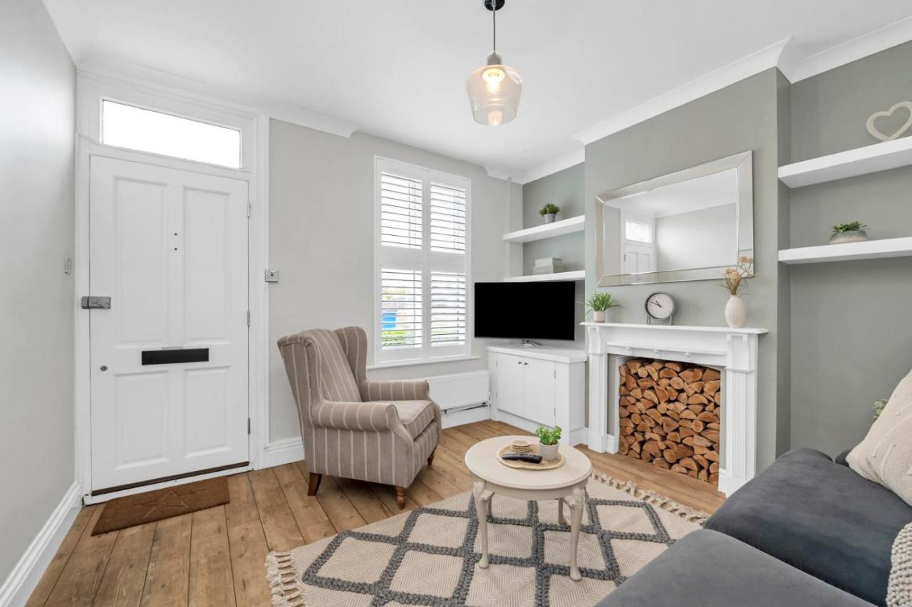 53 Kings Road, stylish and cosy town retreat - Chambres d'hôtes Bury St Edmunds