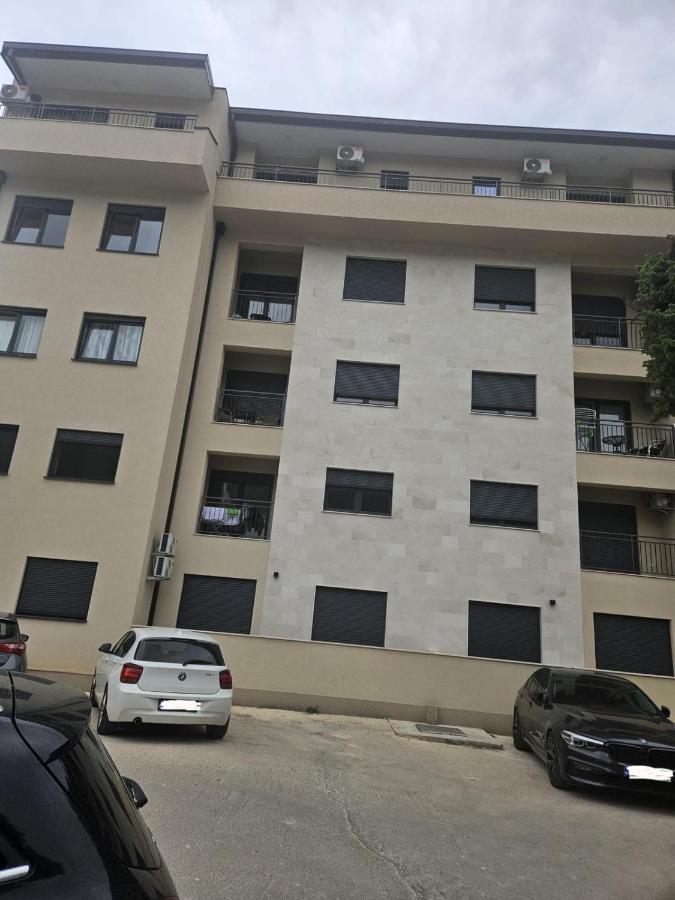 Anchor Apartment - B&B Budva