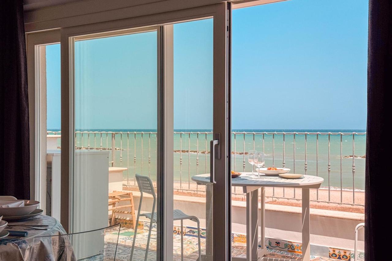 Terrazzino Frontemare Wi-Fi Free Parking - B&B Lido di Fermo