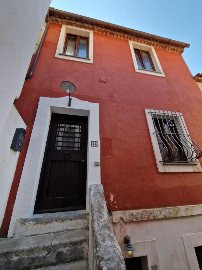 Casa Rossa Panoramic Residence in Maratea Old Town - B&B Maratea