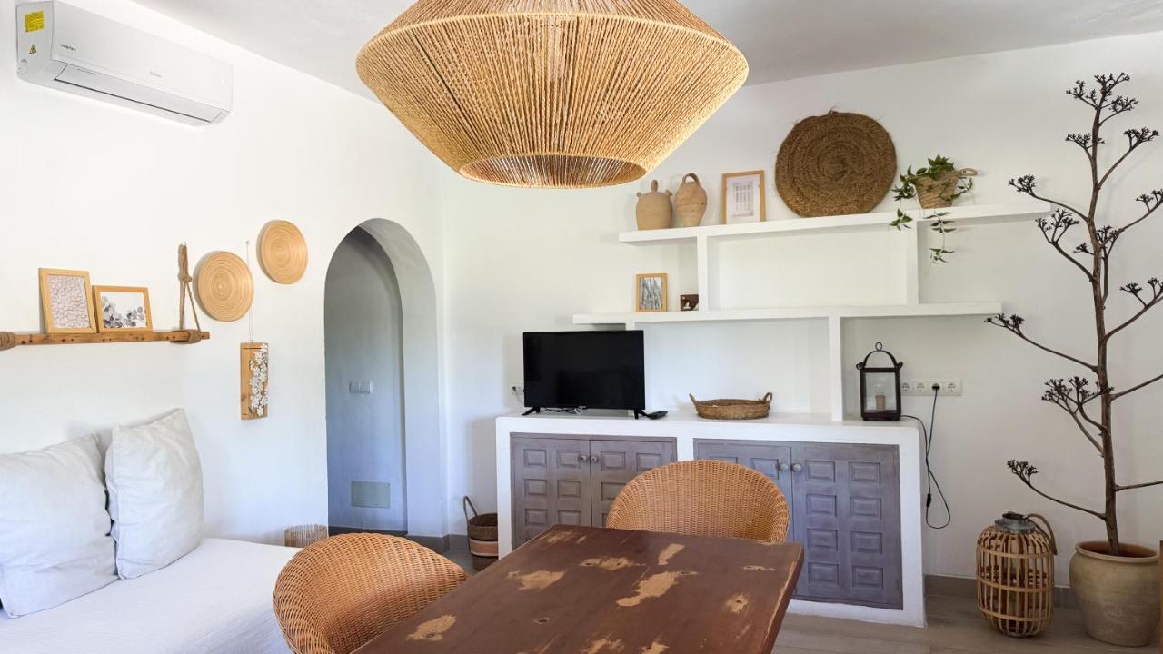 Michel Dos apartamentos - B&B Sant Ferran de ses Roques