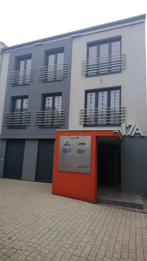 Nowoczesny Apartament Piwna 17a, Śródmieście, klimatyzacja, balkon - Chambres d'hôtes Gliwice