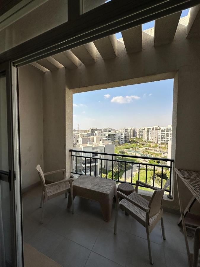 Cairo Festival City, spacious, Cozy 2BR Apt , Clubhouse nearby - Chambres d'hôtes Le Caire