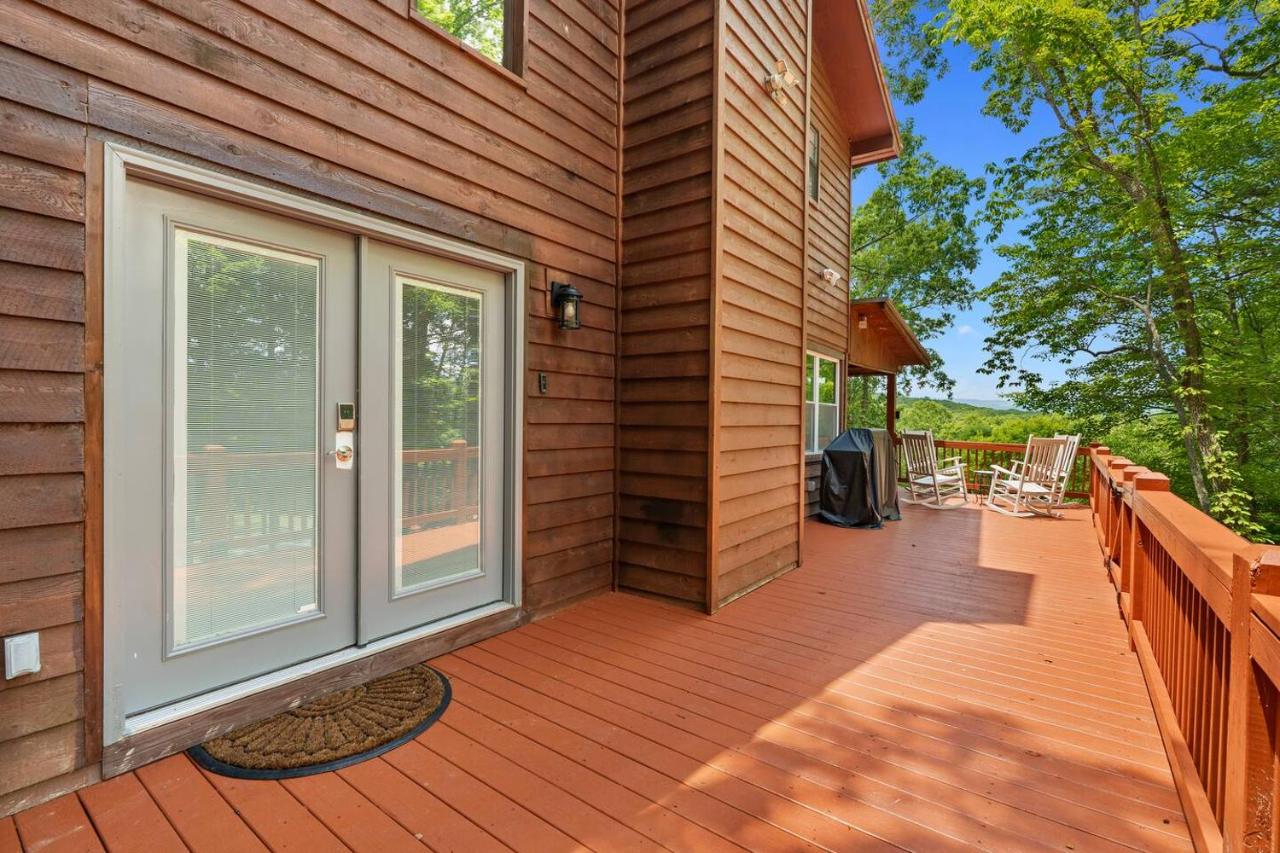 Mountain Views + Fire pit | 10 Min to BR/Yoga Room - B&B Blue Ridge
