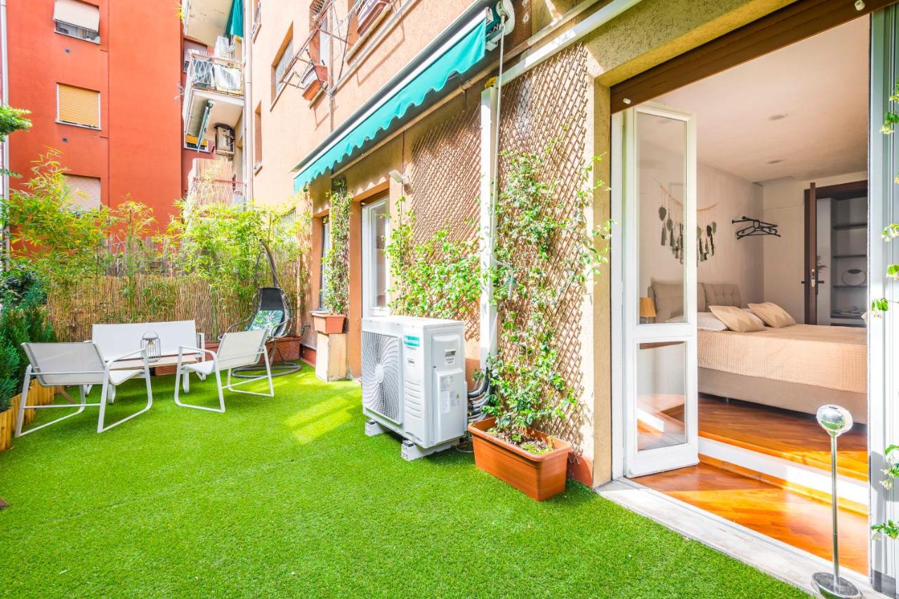 Olimpia Appartamento tranquillo con ampio terrazzo al sole e parcheggio gratuito - B&B Reggio Emilia