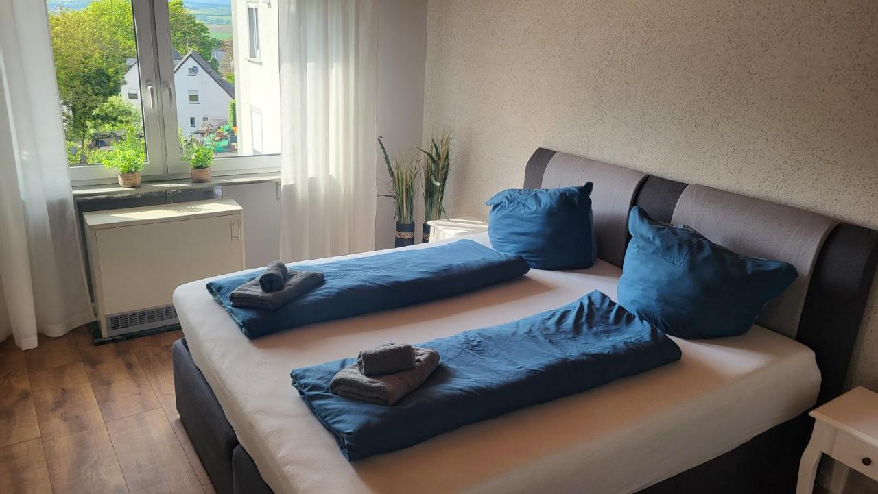Ferienwohnung mit Sauna und Balkon - B&B Münstermaifeld