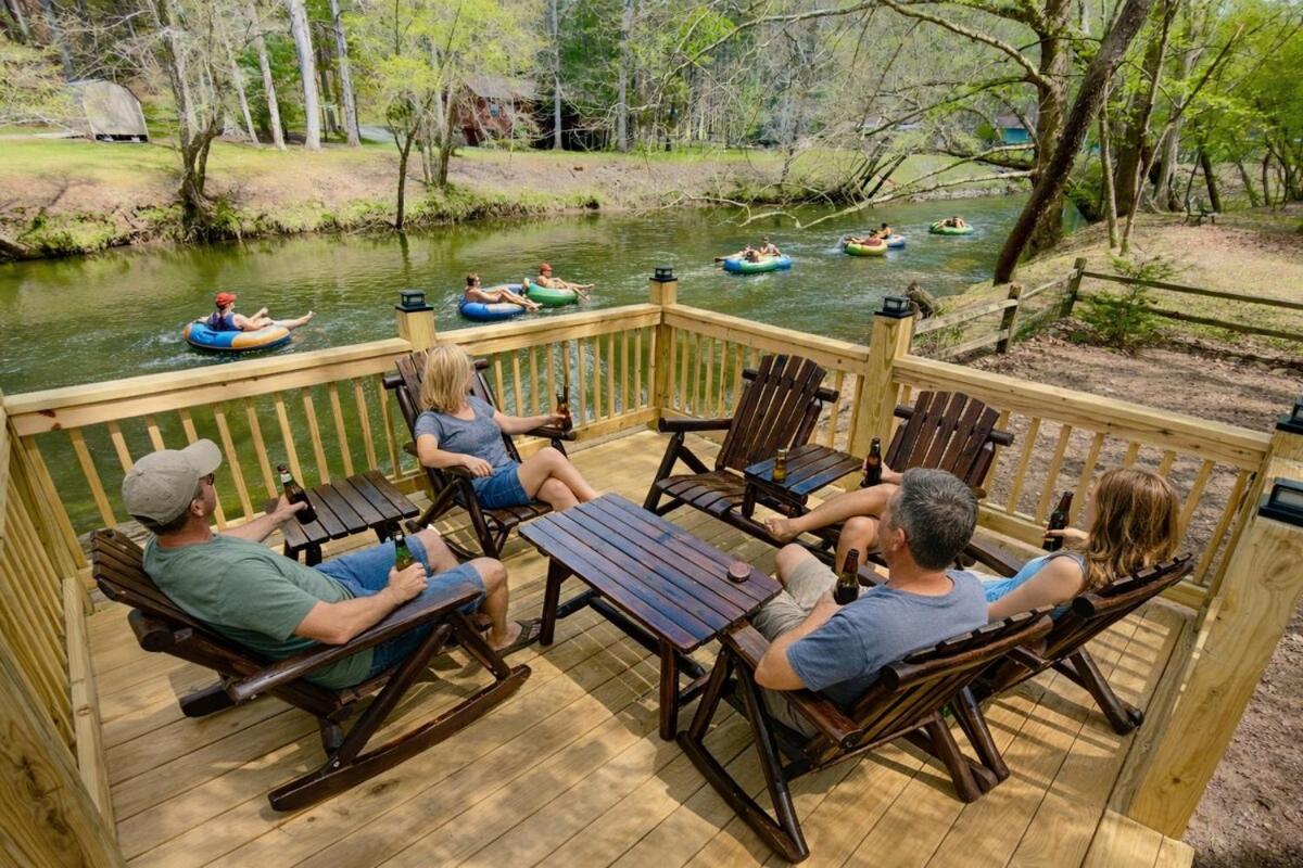 Mystic River Cottage In The Coosawattee Resort - Bed and Breakfast Ellijay