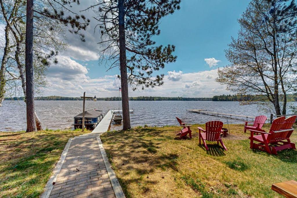 The View on Found Lake - Bed and Breakfast Saint Germain