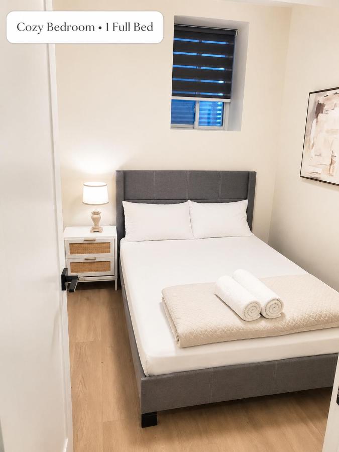 Private 1BR Suite with Fireplace & Parking in Milton - B&B Milton