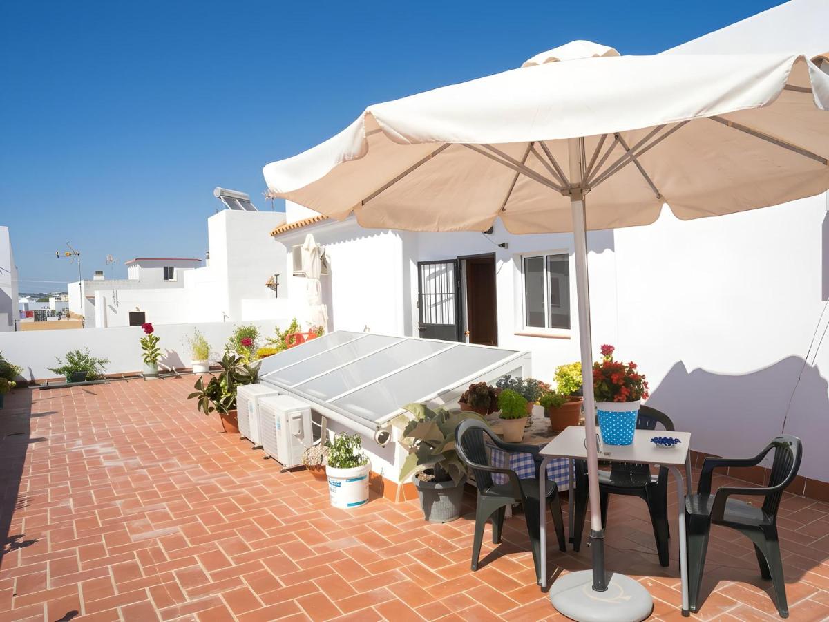 Habitacion SIN COCINA centrico con Aire acondicionado terraza azotea compartida - Ferienwohnung Conil de la Frontera