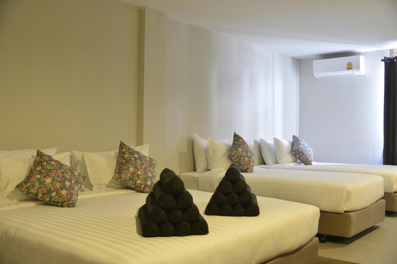 Double or Twin Room with Private Bathroom
