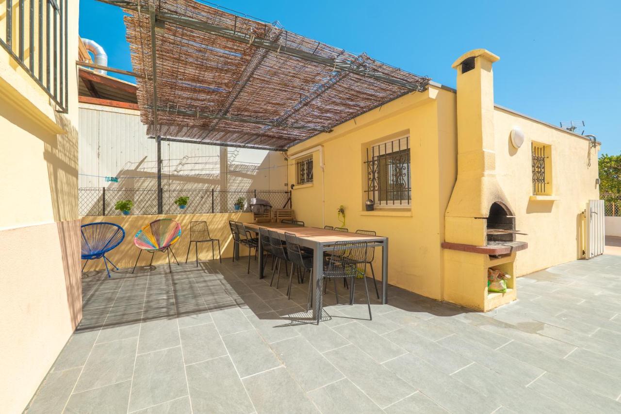 La Villa Vermeille de Barcarès et son studio - La mer en groupe à la plage- 19 pers - Chambres d'hôtes Le Barcarès