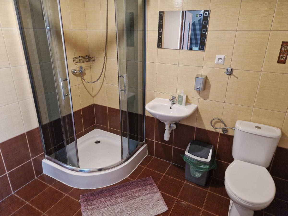 Vierpersoonskamer met Douche