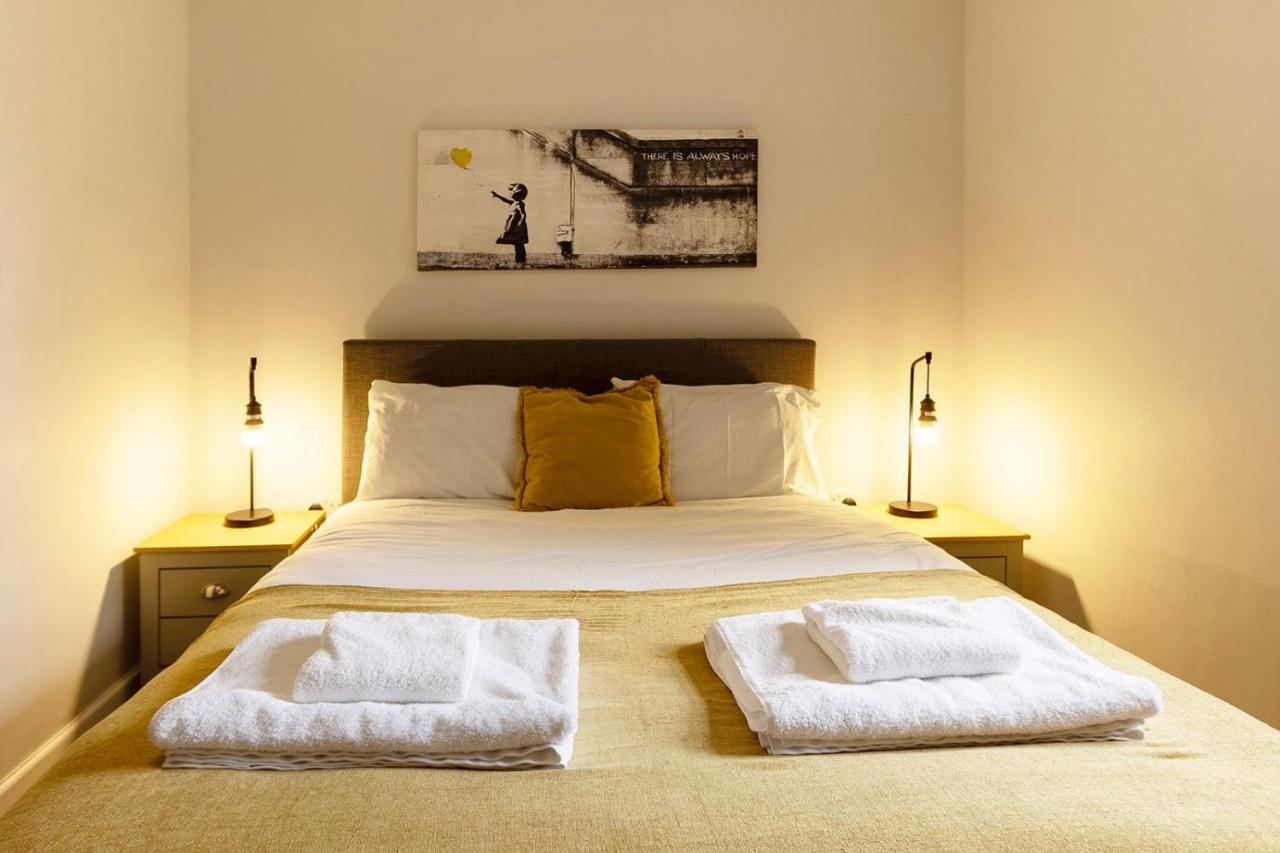 The Coach House Apartment dog friendly - B&B Scarborough