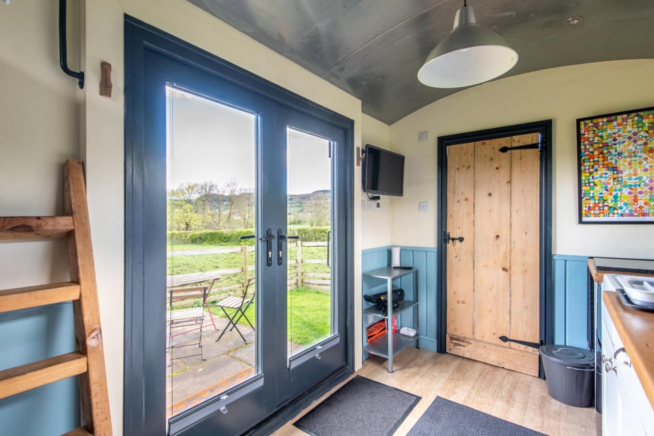 The Carriage - B&B Matlock