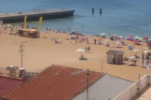 Appartamento al 1° Piano con Vista Mare