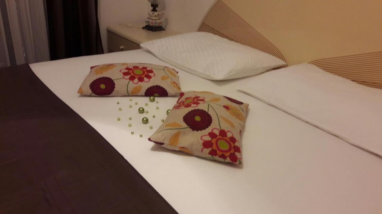 Double Room with Private External Bathroom