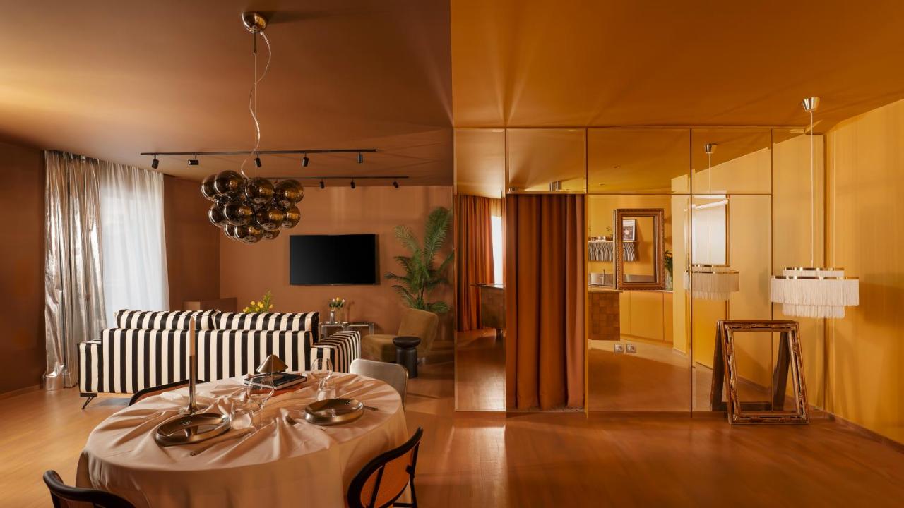 Helios- Luxury Apartment in Agrinio - Chambres d'hôtes Agrínio