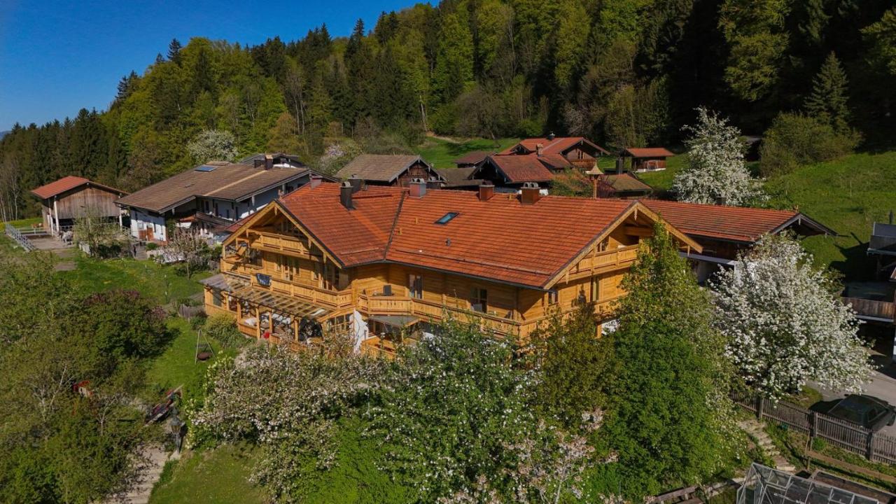 Gästehaus Berghof "Beim Vorderöder" inkl. Chiemgau-Karte - Chambres d'hôtes Bergen