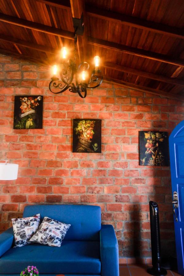 Casa Amarilla - B&B San Gil