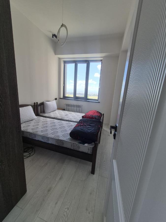 A private cozy apartment in Yerevan Частная квартира в тихом районе Еревана - Chambres d'hôtes Erevan