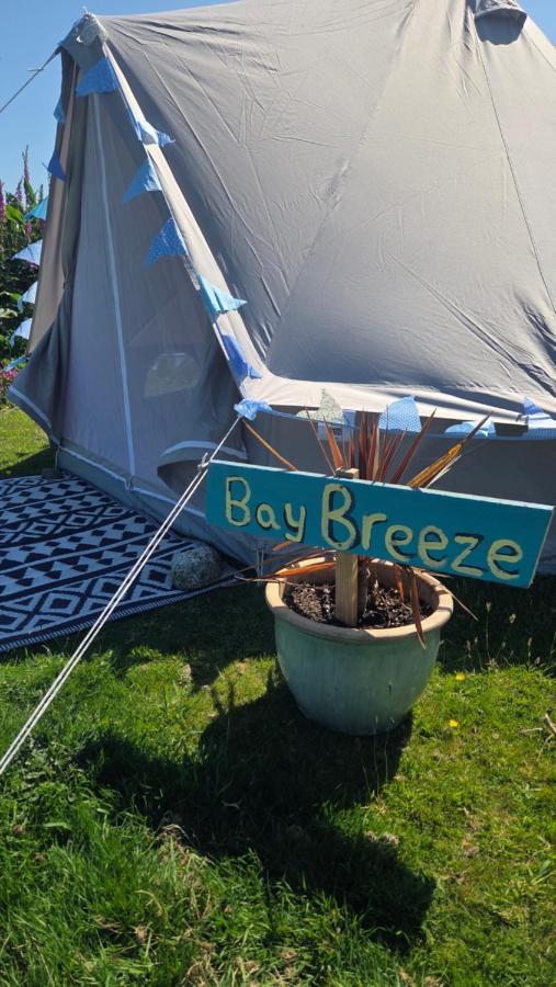 Bay Breeze Bell Tent with Sea view - B&B Saint Ives