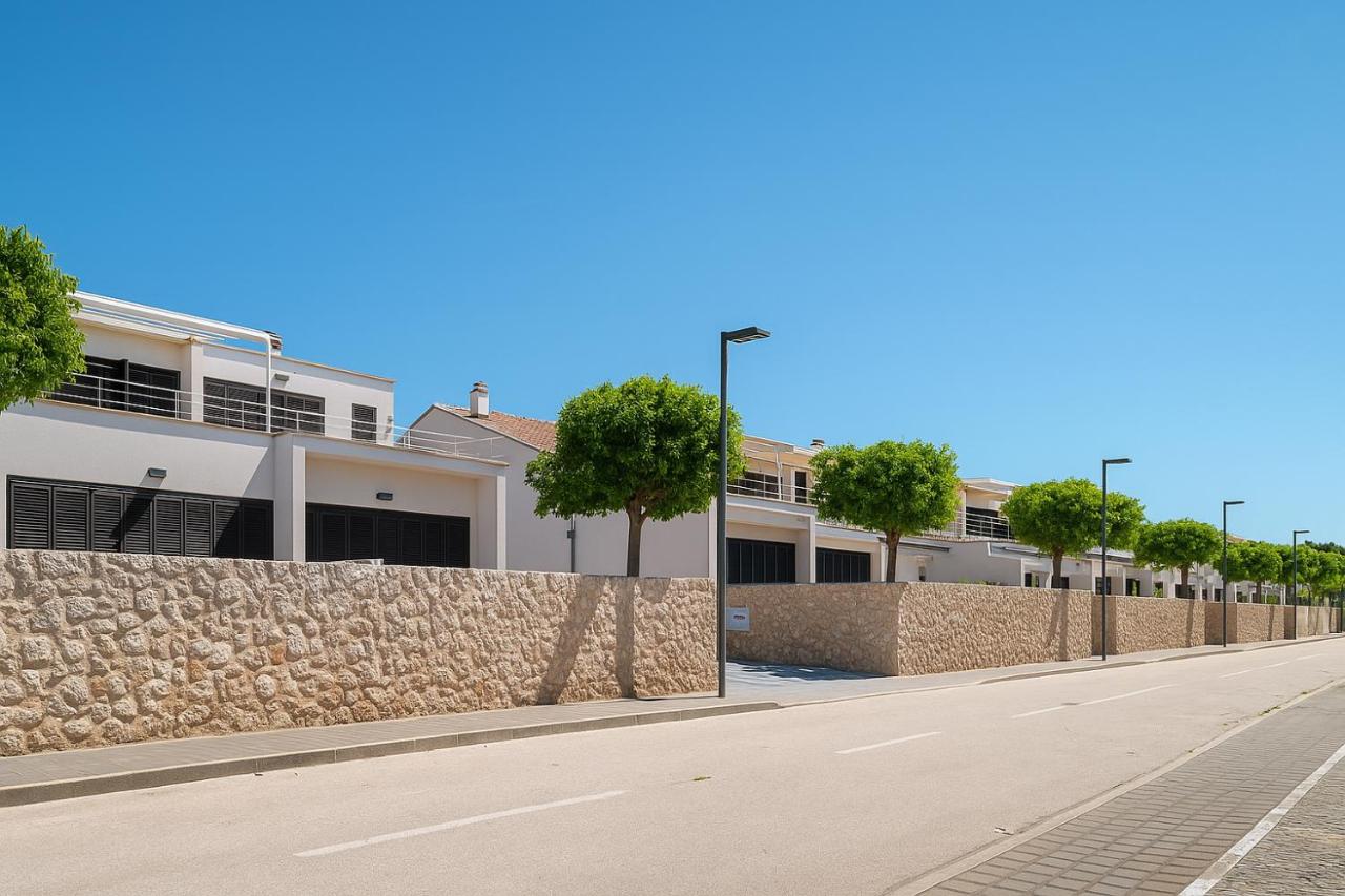 Sunny resort apartment with pool access - Ferienwohnung Zadar