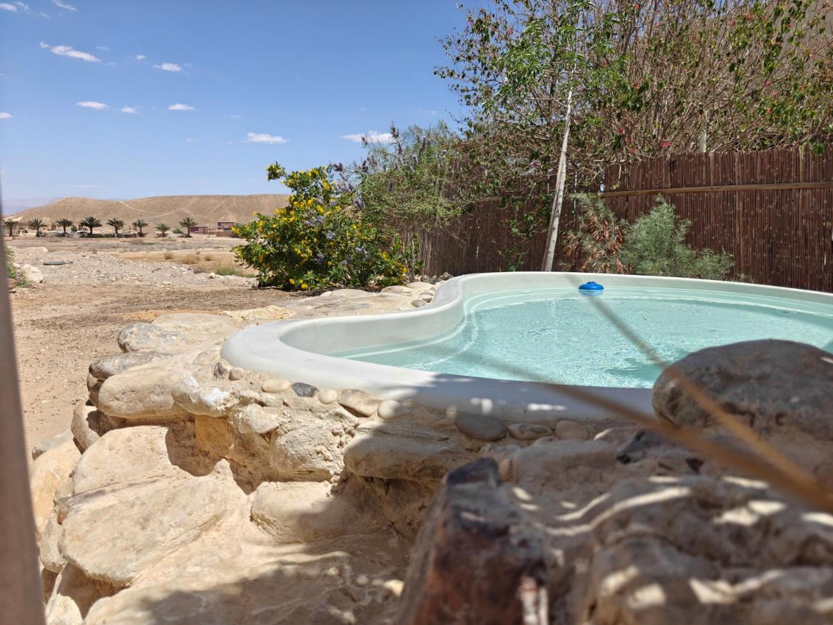 לנשום בצוקים - Bed and Breakfast Tsuqim