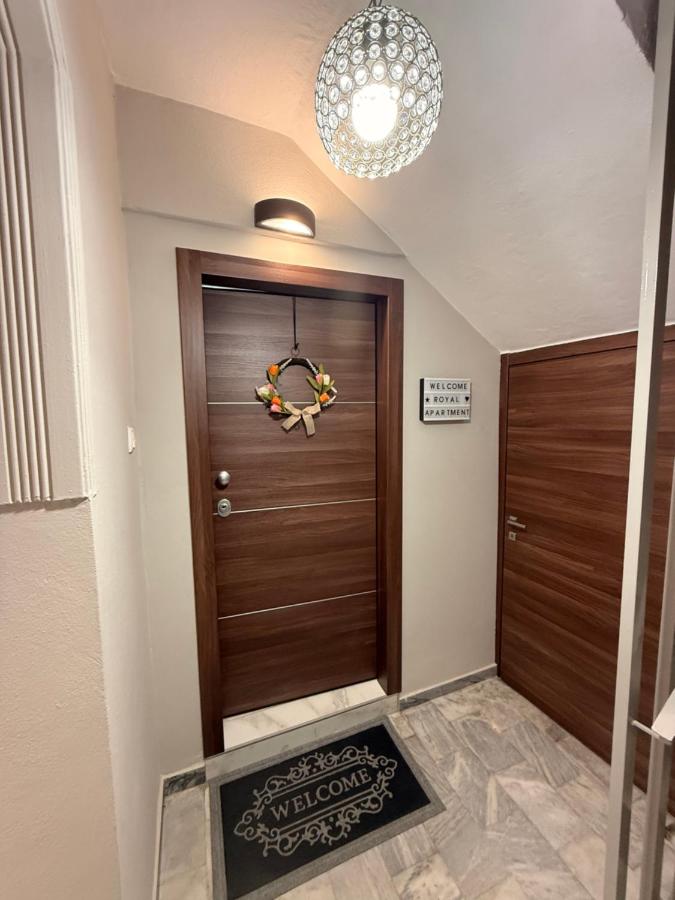 Royal Apartment - Ferienwohnung Kavala