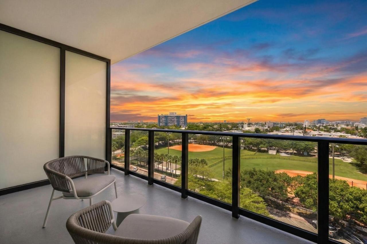 Miami Beach Condo - Rooftop Pool & Steps to Beach - Ferienwohnung Miami Beach