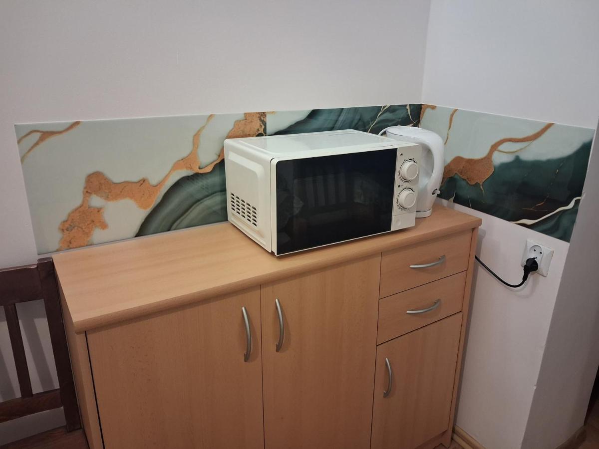 Driepersoonskamer met Badkamer