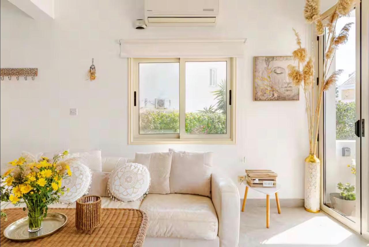 Boho Beach House - Bed and Breakfast Perivólia