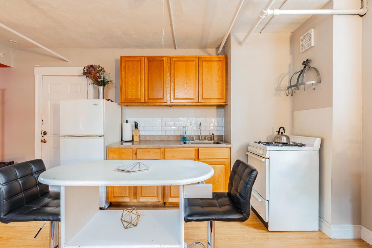 Capitol Hill 4-Bed Retreat for Groups - Ferienwohnung Seattle