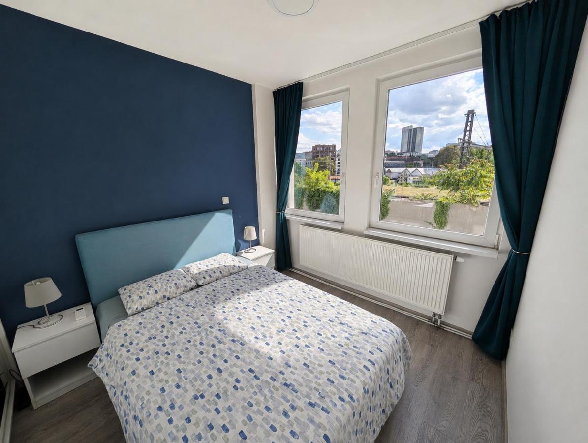Modern Prague Apartment in Vinohrady with AC & Parking - B&B Prague