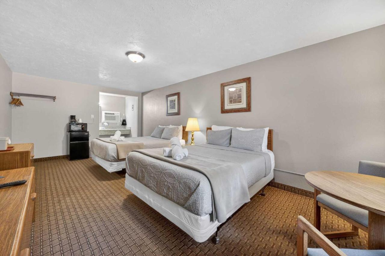 Eagle Motel Suite 121 - B&B Manitou Springs