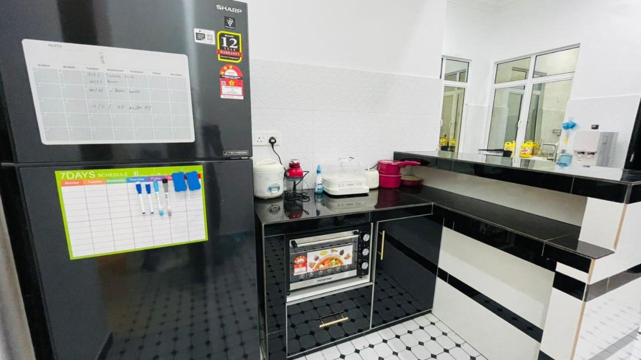 Tasik Biru Homestay Kuala Terengganu - B&B Marang
