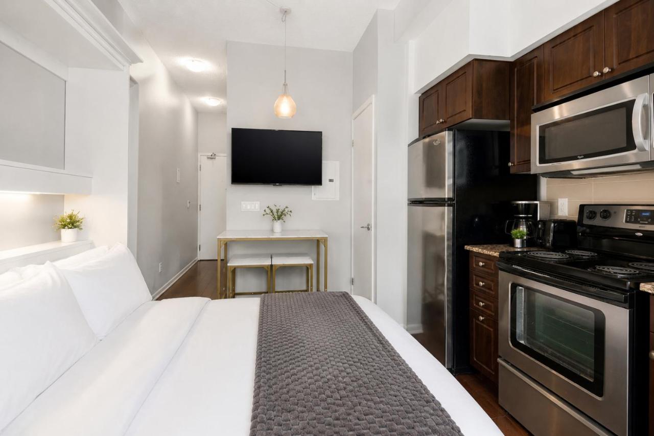 Toronto Central Studio - DT - B&B Toronto