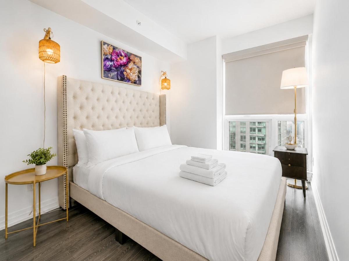 StayToronto - Luxe CityView 3BR - Prime Location - Ferienwohnung Toronto